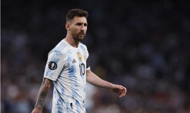 又一款直屏新机入网：搭载骁龙8系处理器+7500mAh电池！